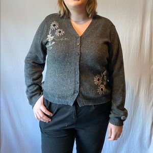 NWB Casuals Vintage Wool Blend embroidered button front cardigan sweater XL
